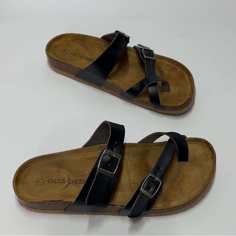 FALLS CREEK Women’s s 7 Black Strappy Sandal Like new condition.